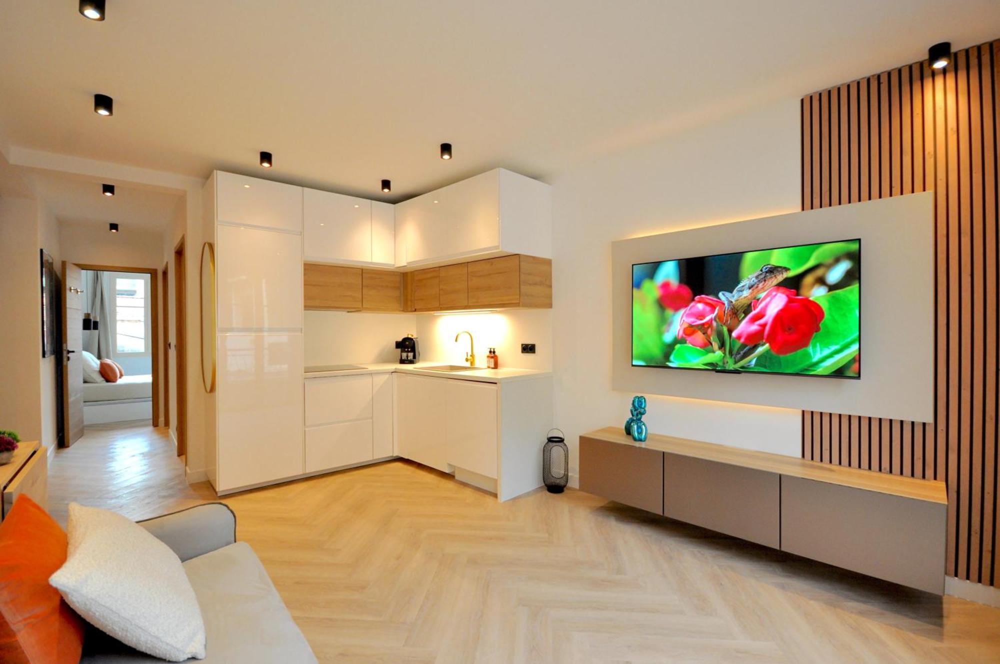 Monaco # Menton - 6 Persons - 2 Bedrooms - Full Renovated - Private Parking - Hypercenter - Clim - Beach And Sun Ментона Екстериор снимка